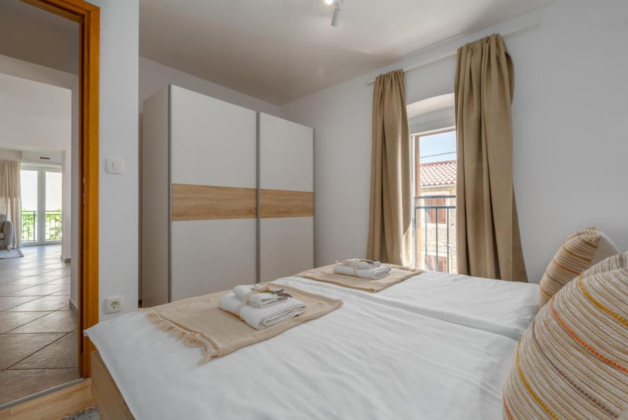 Apartments Agata Новиград Экстерьер фото